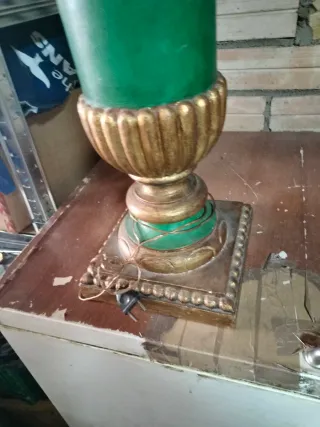 Lámpara de mesa grande madera y metal