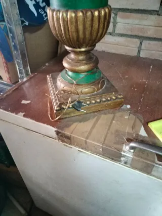 Lámpara de mesa grande madera y metal