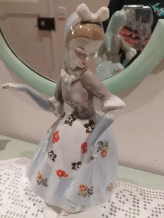 Figura bailarina porcelana vintage