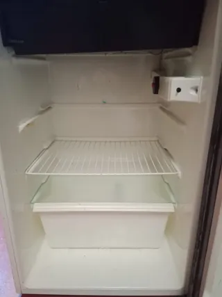 Nevera pequeña Indesit