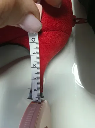 Botines rojos de ante