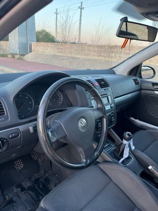 Volkswagen Golf 1.9 tdi 105 cv