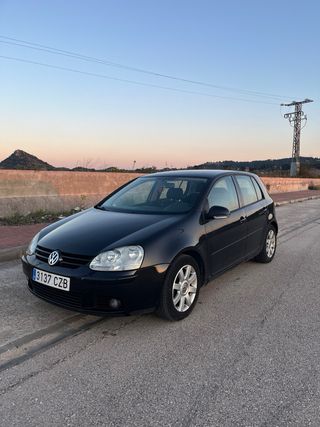 Volkswagen Golf 1.9 tdi 105 cv