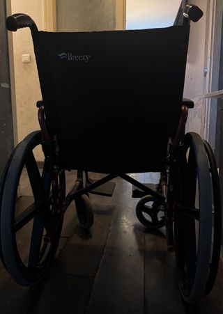 Se venden sillas de ruedas