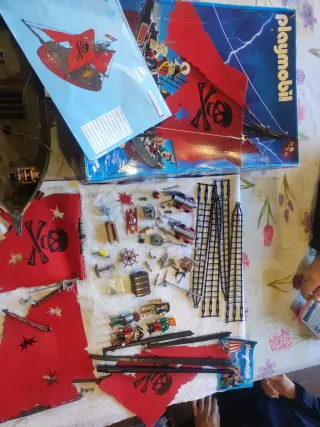 Barco Pirata Playmobil 3174 con figuras
