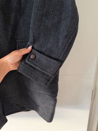 Abrigo de lana Zara gris talla M