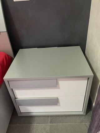Comodino 2 cassetti grigio e bianco