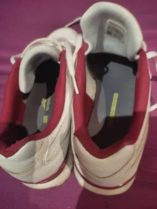 Zapatillas Reebok Blancas y Verdes, Adidas y otras