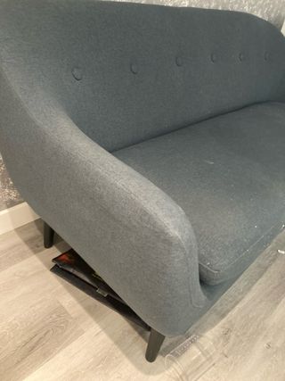 Conjunto sofá y sillones tela y madera