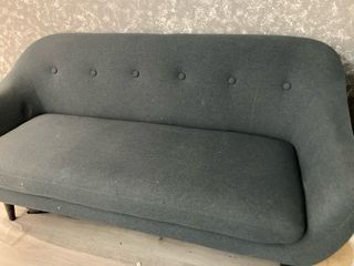 Conjunto sofá y sillones tela y madera
