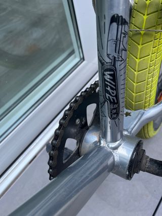 Bicicleta BMX Decathlon plateada