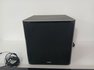 Soundbar Yamaha YAS-201 con Subwoofer YAS-CU210