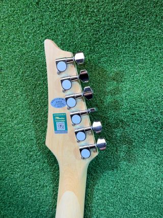 Guitarra Eléctrica Roja Bullfighter