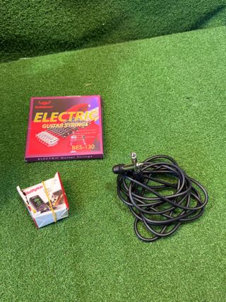 Guitarra Eléctrica Roja Bullfighter