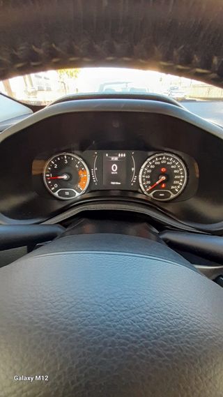 Jeep Renegade 1.6 Diesel 120cv 2017 – 78.500 km –