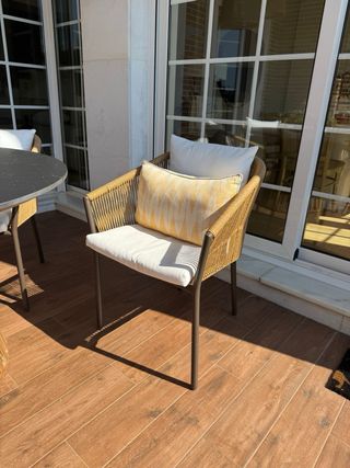 Mesa y 4 Sillas Jardín El Corte Inglés