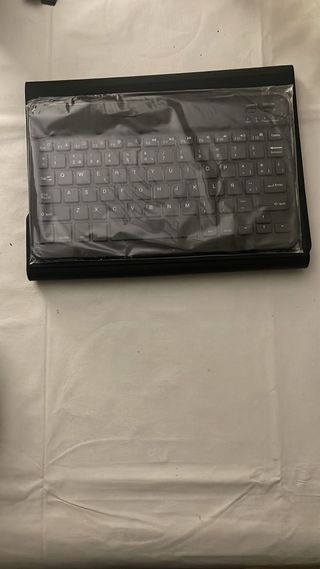 Samsung Galaxy Tab A9+ 5G Gris con funda y teclado