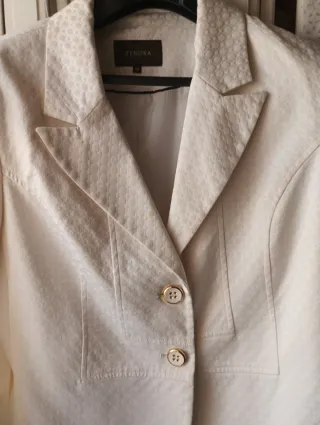 Chaqueta. Del corte inglés marca Zendra