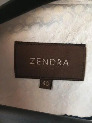 Chaqueta. Del corte inglés marca Zendra