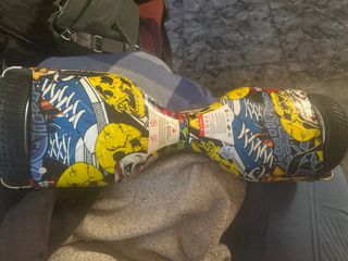 Hoverboard estilo grafiti con dos usos