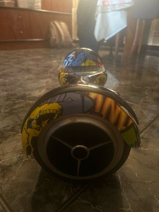 Hoverboard estilo grafiti con dos usos