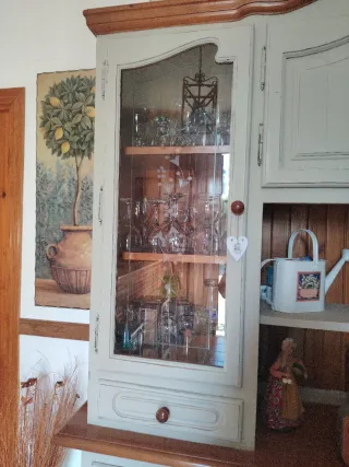 Mueble rústico madera pintado