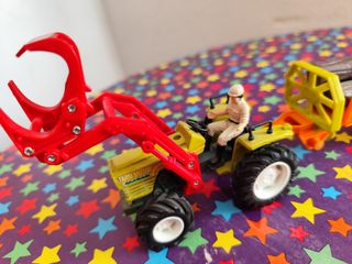 Tractor de juguete