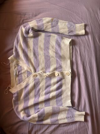 Jersey Stradivarius rayas lila y blanco