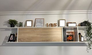 Mueble TV y estante pared salón