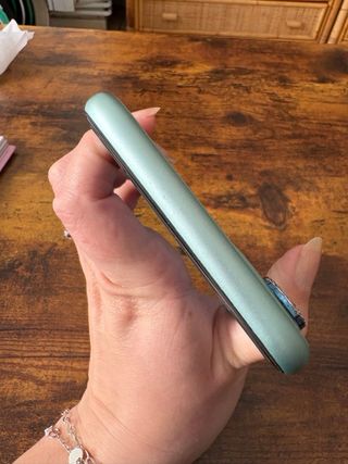 iPhone 11 Verde 64GB