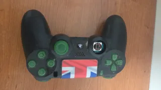 Joystick PS4 rotto per pezzi di ricambio