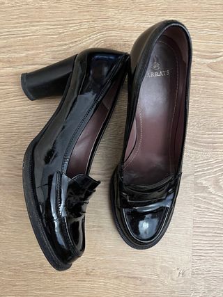 Zapatos charol Barrats talla 38