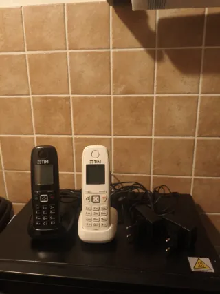 Telefoni cordless TIM (bianco e nero)