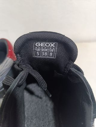 Scarpe Geox nere multicolor