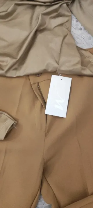 Set Pantalone tg L vestibilità tg S- Maglia Kim