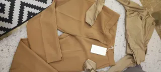 Set Pantalone tg L vestibilità tg S- Maglia Kim