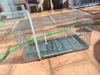 Jaula para pájaros metálica