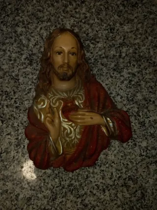 Corazón de Jesús figura