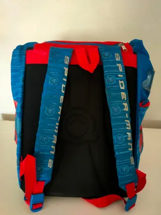 Zaino Estensibile Spider-Man + Copripioggia