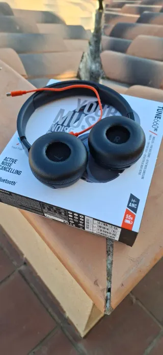 JBL Tune660NC Auriculares Inalámbricos Negro