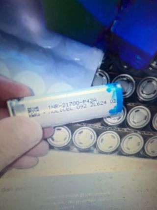 2 Cajas Molicel INR21700-P42A 100 unidades