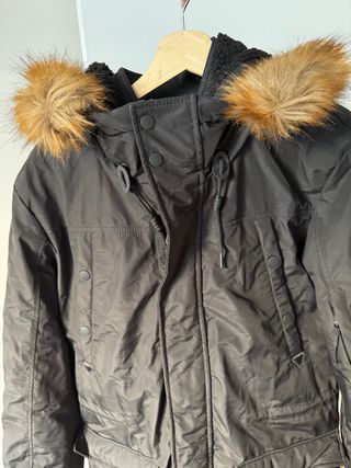 Parka Zara Hombre Negra con Capucha