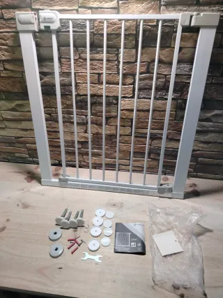 Safety 1st AUTO CLOSE Puerta de seguridad 73-80 cm