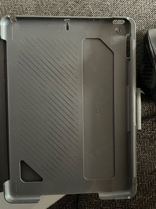 Funda teclado Logitech para iPad 9.7”