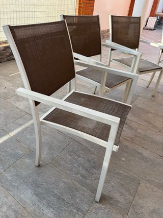 4 Sillas de Aluminio Ligeras