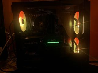 PcCom Lite AMD Ryzen 5,1TB SSD,RTX 5060,16GB,W11