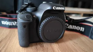 Cámara Canon EOS 550D