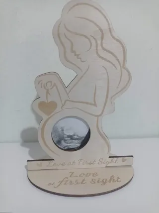 Marco de madera para 1° ecografía a estrenar