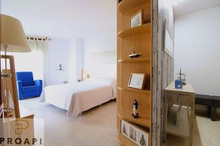 Ático en venta en Escala, L´