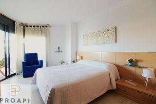 Ático en venta en Escala, L´